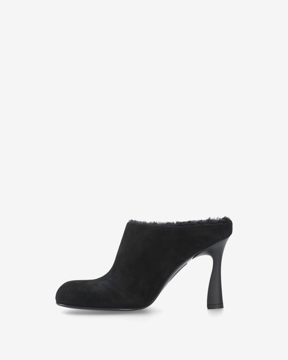 Shoes in Sheepskin and Black Leather