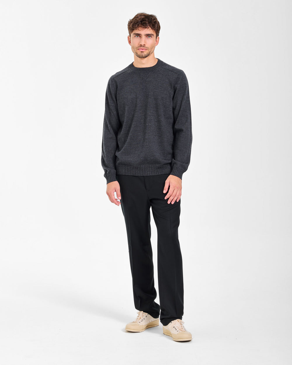 Maglia in lana girocollo
