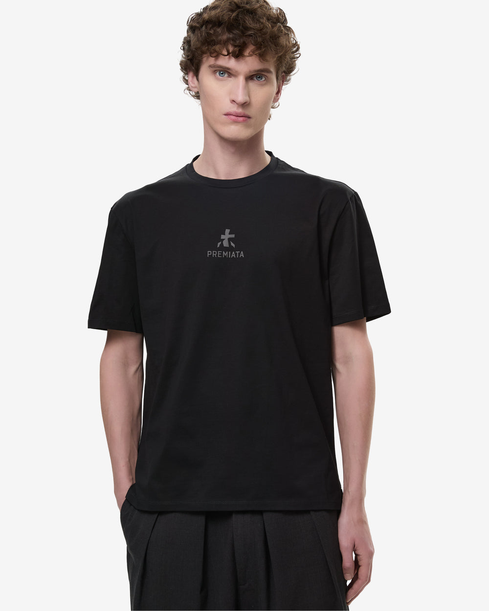 T-shirt nera in jersey con logo