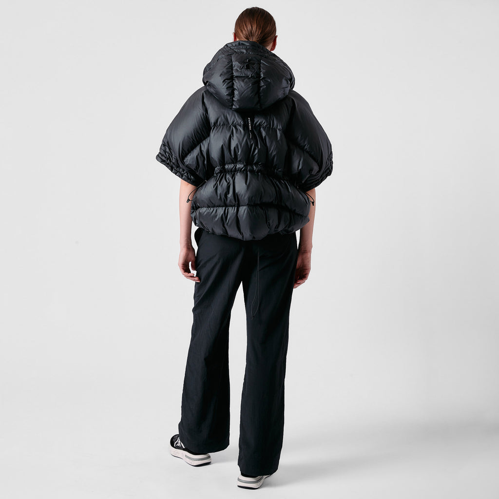 Oversize cropped down jacket